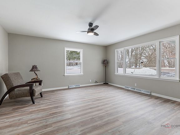 3rd image of 28529 W Treetop Rd