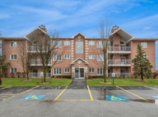 11555 Settlers Pond Way Unit 1A, Orland Park, IL