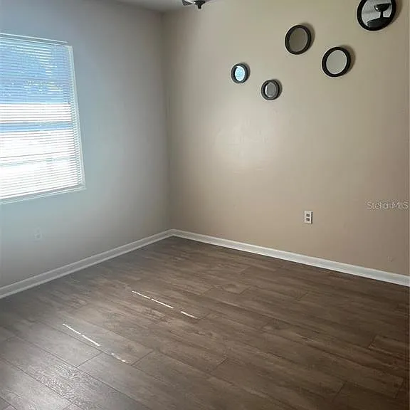 2112 W Martin St — Photo 2