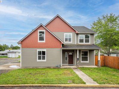 420 E Dodge St, Lebanon, OR, 97355