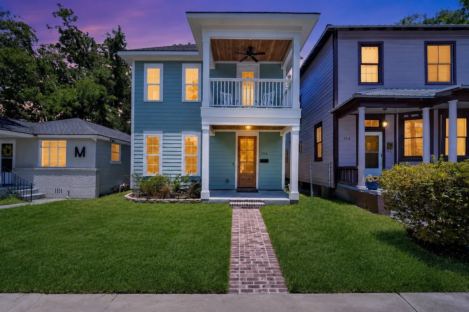 3 bed, 2.5 bath, 1881 sqft, $2,600 — Photo 1