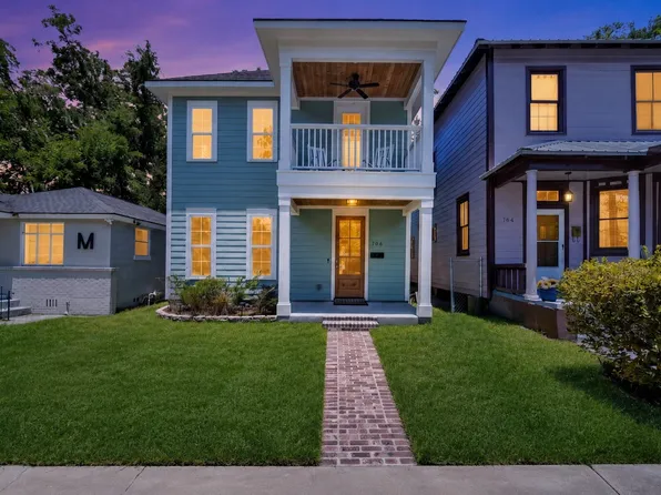 706 W 44th St, Savannah, GA 31405