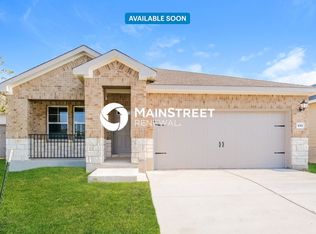 1018 Round Bale Rd, Hutto, TX 78634