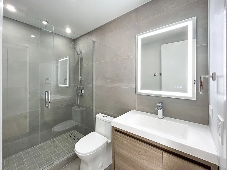 5445 N Sheridan Rd #1407 — Photo 8