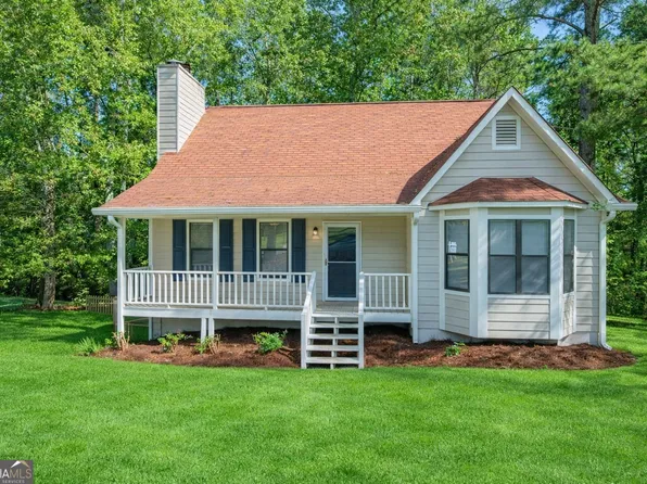 6440 Linecrest Dr, Douglasville, GA 30134