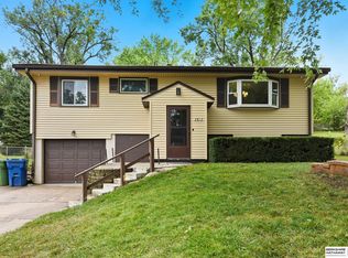 2813 Bryan Ave, Bellevue, NE 68005