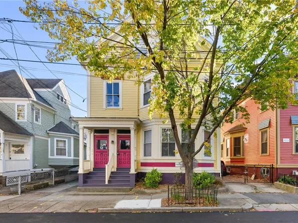 8 Brighton St #1, Providence, RI 02909