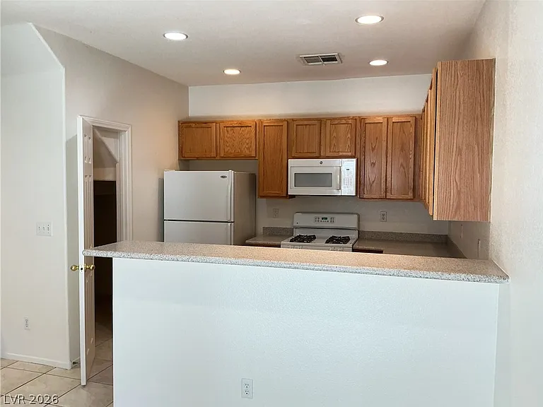 9929 Fountain Walk Ave #0 — Photo 3