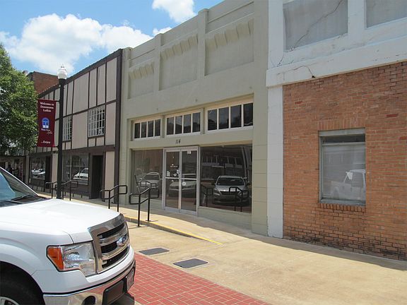5th image of 114 E Lufkin Ave