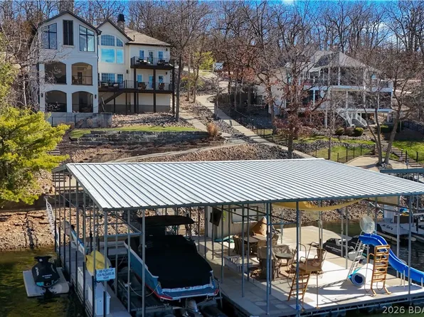 1224 Palisades Dr, Four Seasons, MO 65049