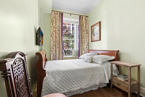 Sold by Corcoran | media 4