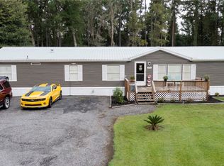 2474 Clarks Bluff Rd, Kingsland, GA 31548