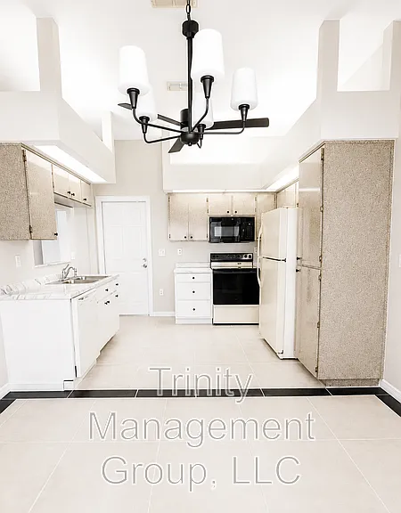 9400 Alta Sol Way — Photo 11