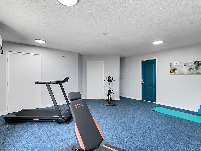 Oasis - 3165 South St. — Photo 27