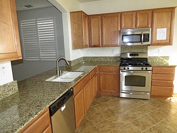 5th image of 2037 River Rock Dr