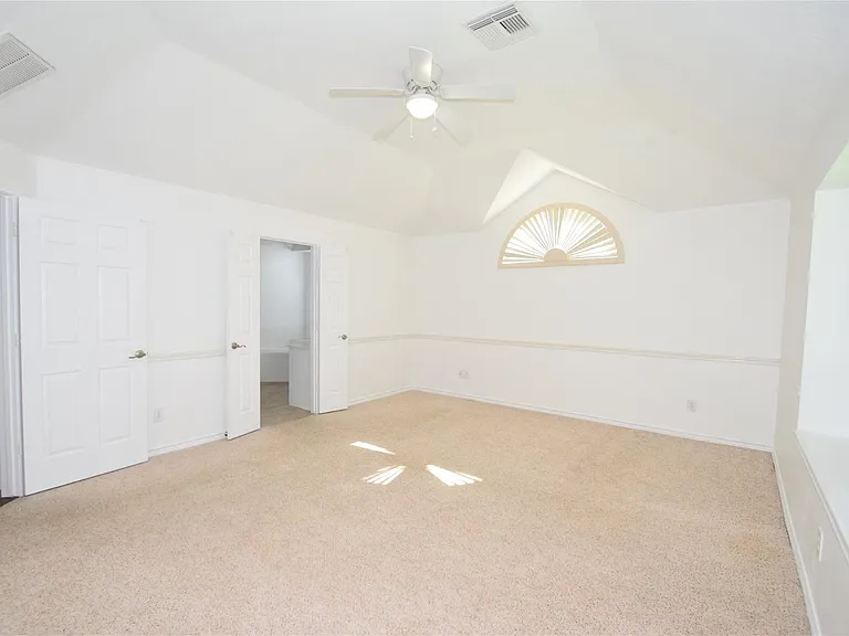5726 Indigo Trails Dr — Photo 24
