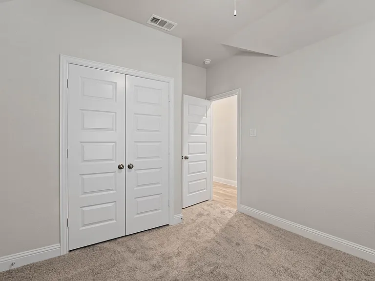 220 Fire Rock Dr — Photo 3