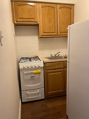 Rented by Compass | media 11