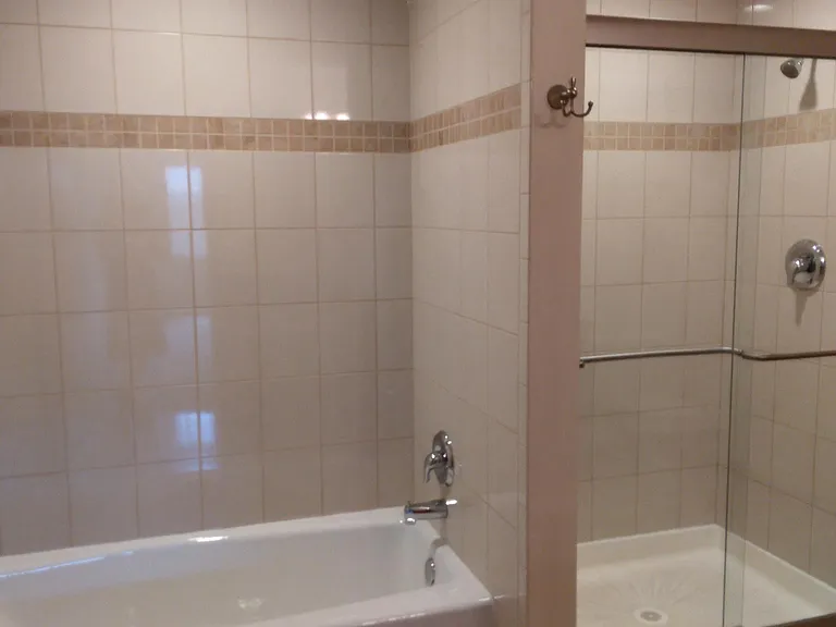 5761 W Higgins Ave #2D — Photo 10