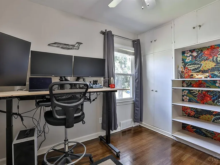 8651 Wicklow Ave — Photo 18