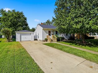 1051 Cook Blvd, Bradley, IL 60915