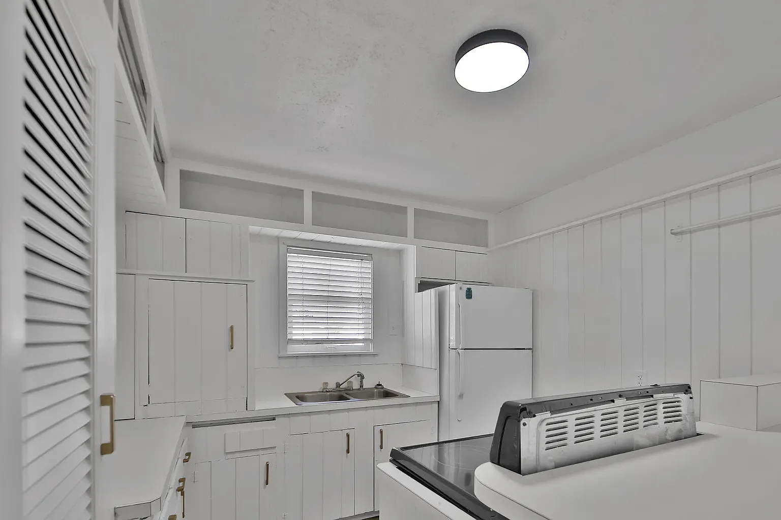 3 bed, 1408 sqft, $1,525 — Photo 2