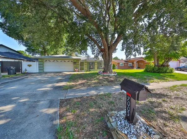 7003 FOUNTAIN AVENUE, TAMPA, FL 33634