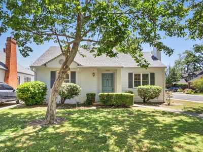 2721 22nd St, Sacramento, CA, 95818