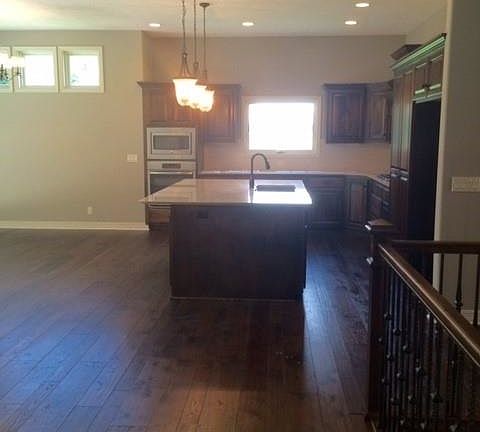 4th image of 7321 Leawood Cir