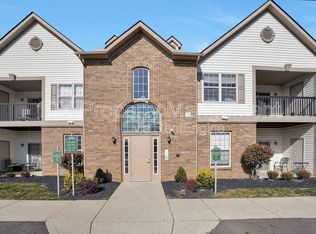 705 Hidden Springs Dr, Lewis Center, OH 43035