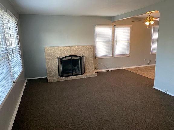 4th image of 3159 Genevieve St