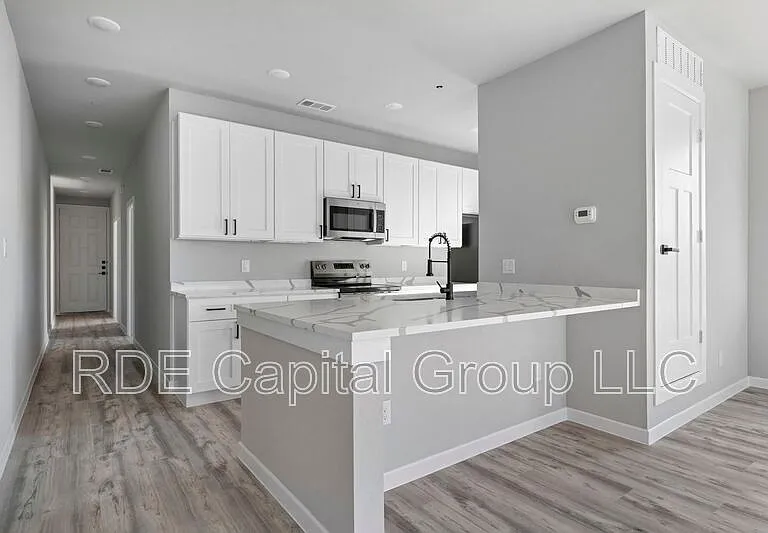 948 Corinth Street Rd #3 — Photo 9
