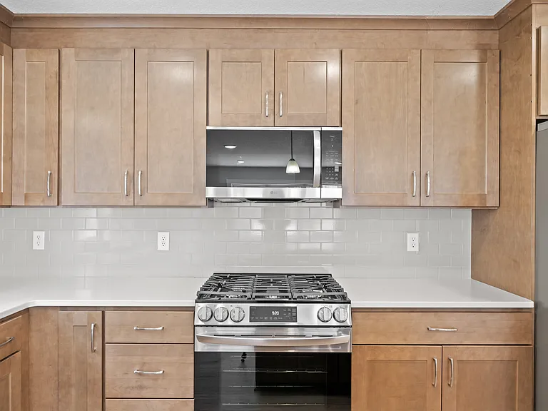 820 26th Ave NE #1 — Photo 4