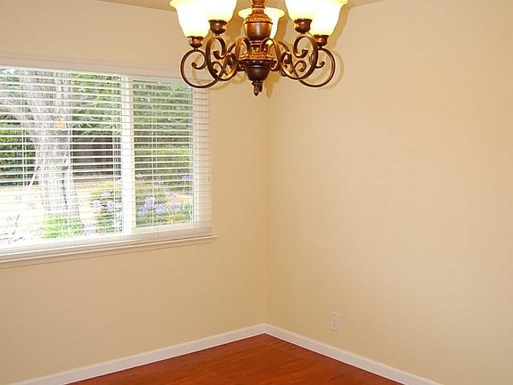 4th image of 13757 Orleans Ct