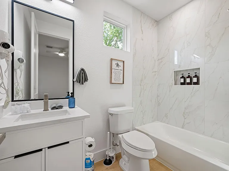 3454 Simmons St #B — Photo 8