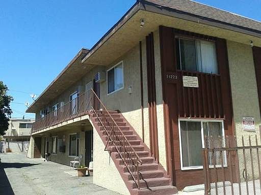 1st image of 14223 Delano St APT 7