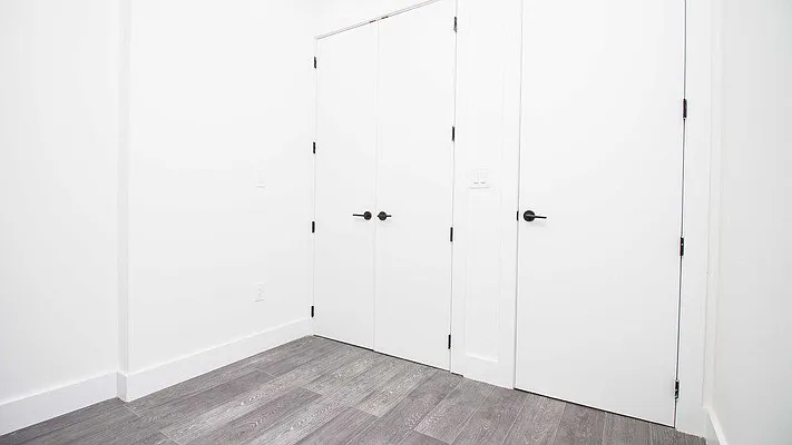 Rented by Nooklyn NYC LLC | media 19