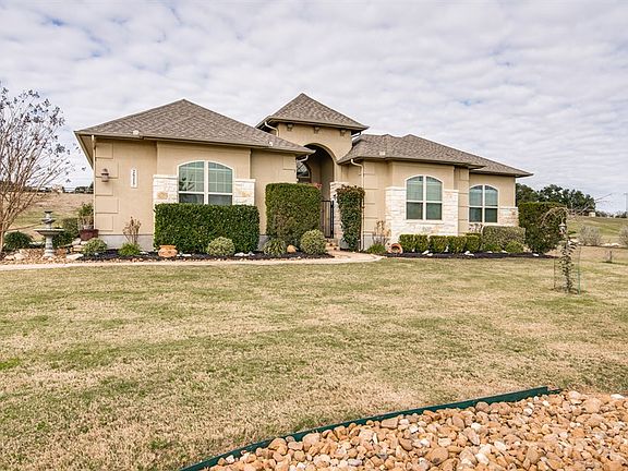3rd image of 26215 Park Bend Dr