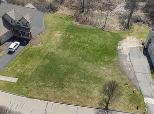5808 Woodfield Pkwy, Grand Blanc, MI