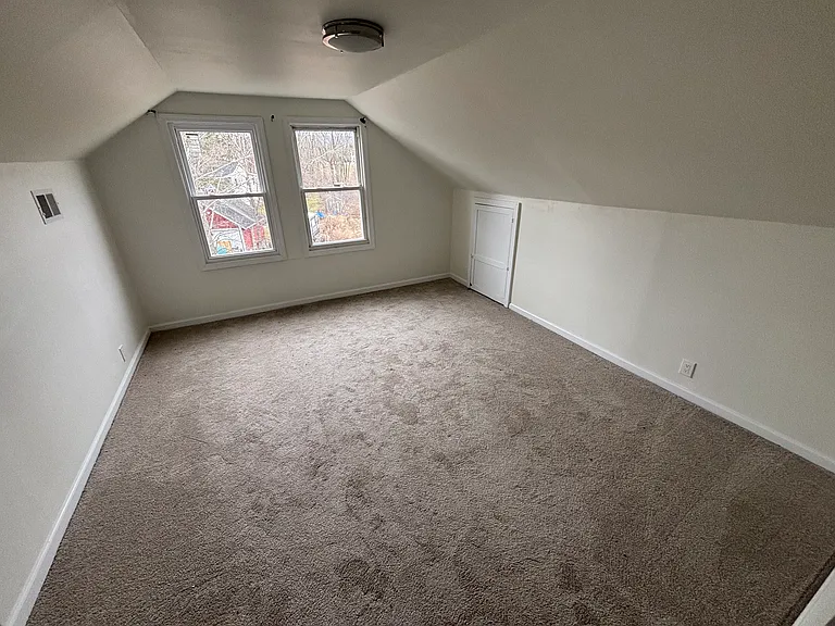 7 Berry Rd #A — Photo 19