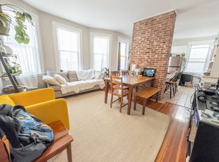589 Franklin St #1, Cambridge, MA 02139