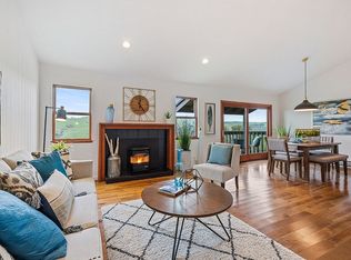 104 Vista Heights Rd, El Cerrito, CA 94530