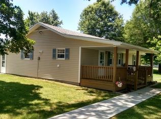 506 E Burbank St, Appleton City, MO 64724