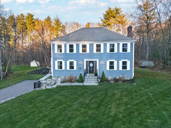 29 Reservoir Rd, Milford, MA 01757