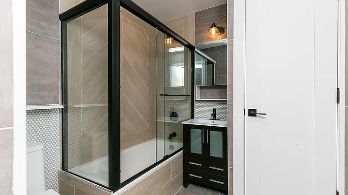 Rented by Nooklyn NYC LLC | media 13