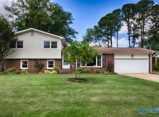2013 Woodmore Dr SE, Huntsville, AL 35803