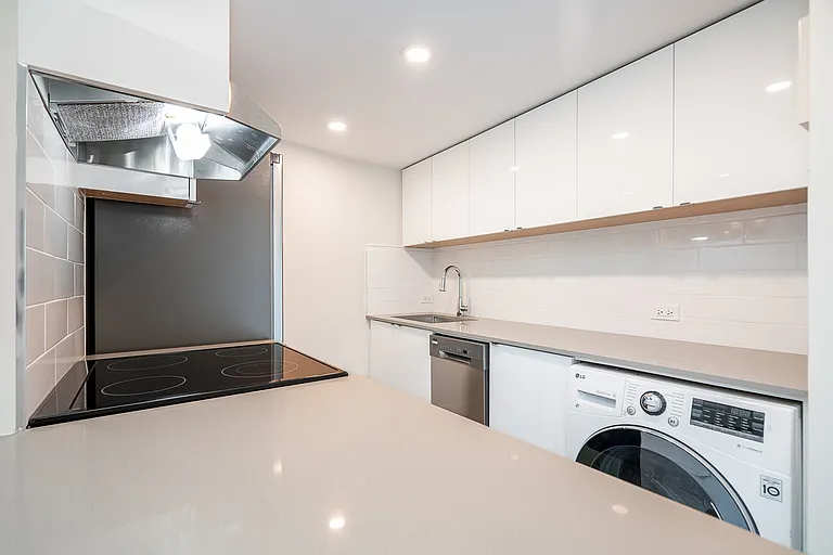 1 bed, 1.0 bath, 540 sqft, $2,475 — Photo 2