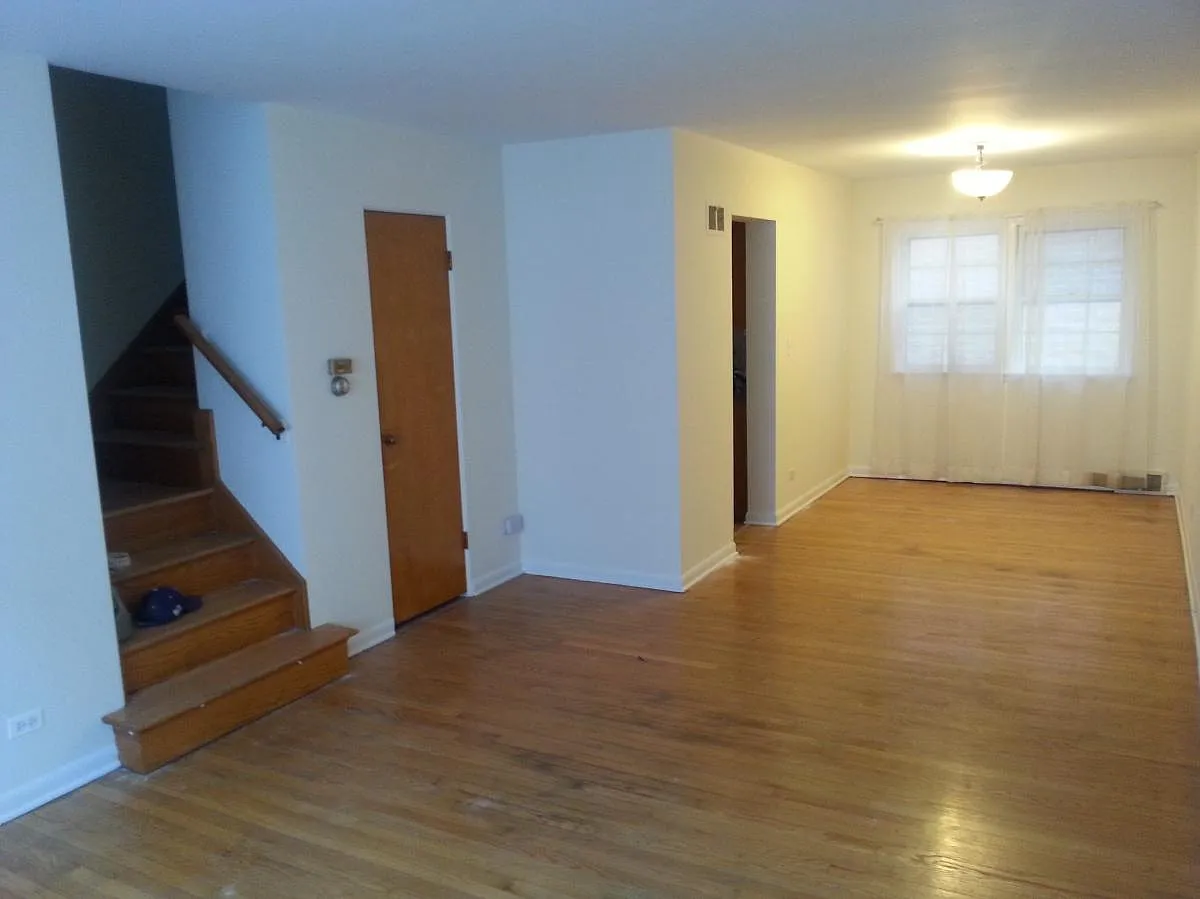 229 S Maple Avenue — Photo 2