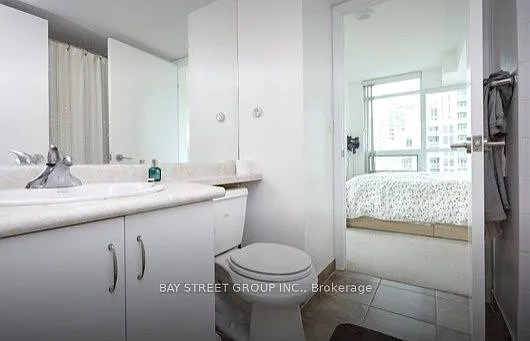215 Fort York Blvd #1711 — Photo 12