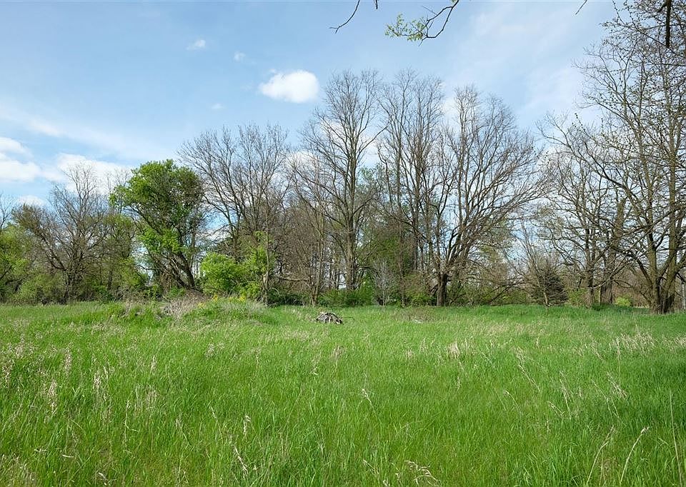 1st image of 48002 Timber Creek Dr #18